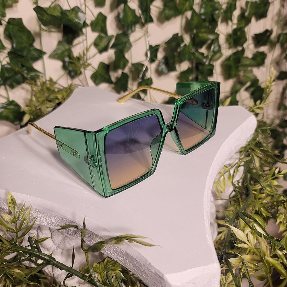 💎Green Square Framed Boho Fashion Sunglasses💎